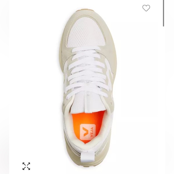 VEJA Women's Venturi Low Top Sneakers - Picture 4 of 13